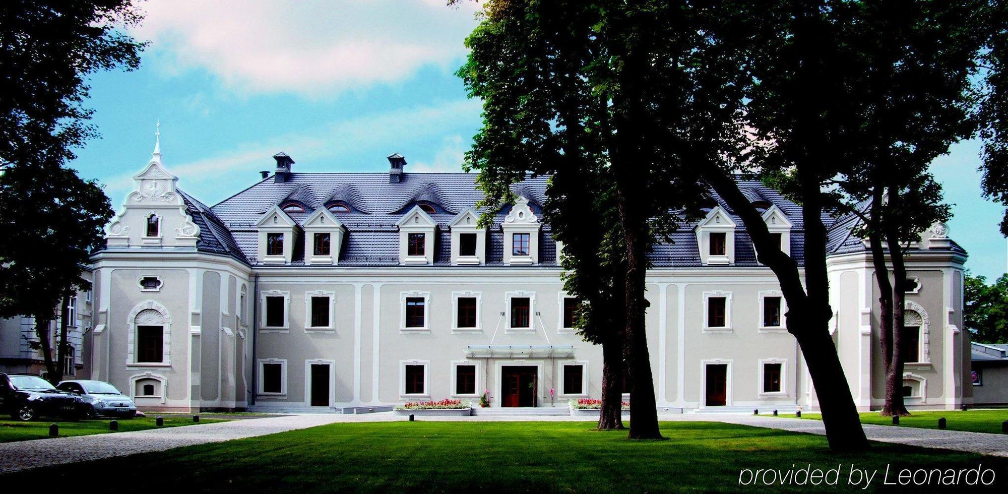 Hotel Zamek Lubliniec Esterno foto