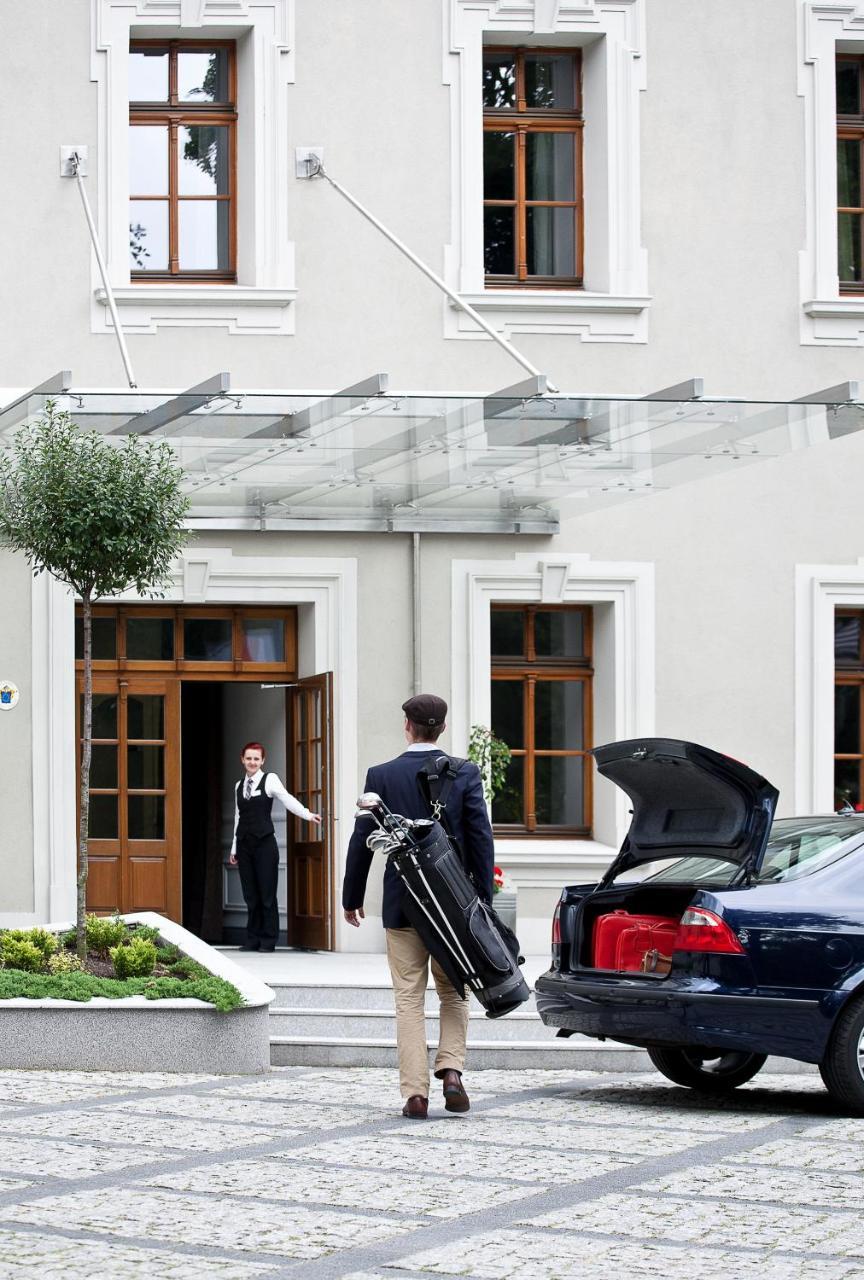 Hotel Zamek Lubliniec Esterno foto
