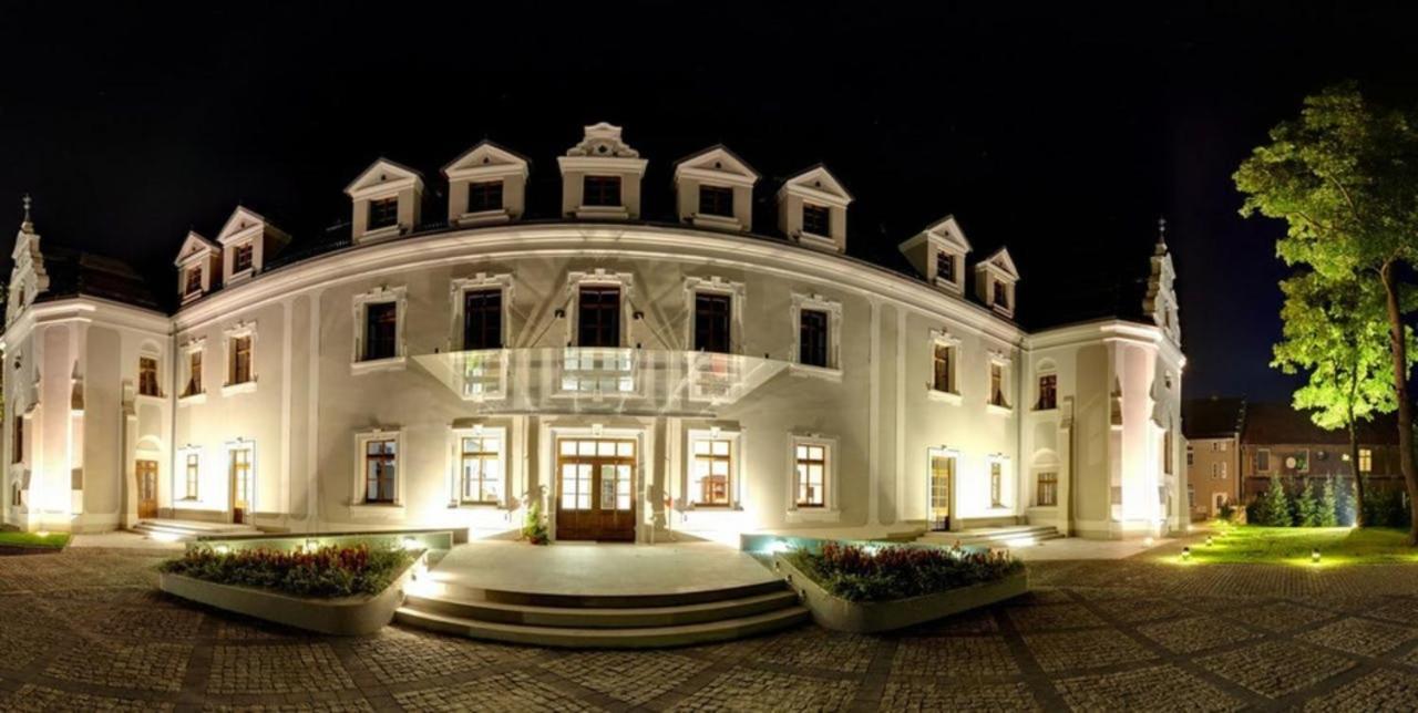 Hotel Zamek Lubliniec Esterno foto